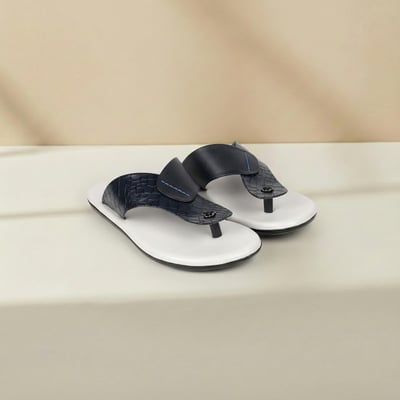 Men White Casual Slippers