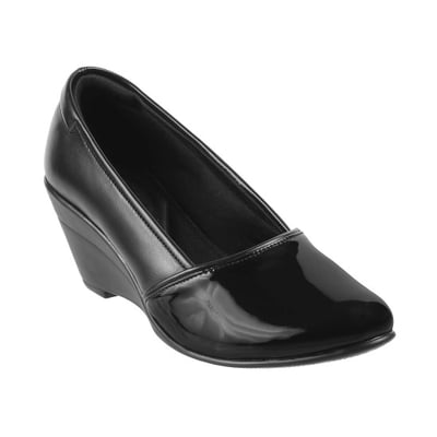 Women Black Casual Pumps