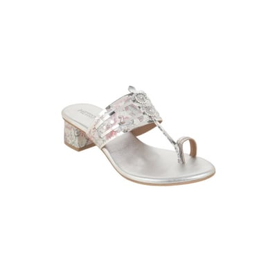 Women Silver Ethnic Kolhapuris