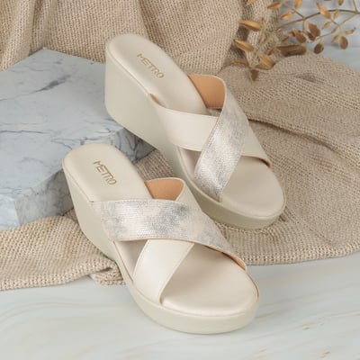 Women Off-white Casual Slip Ons