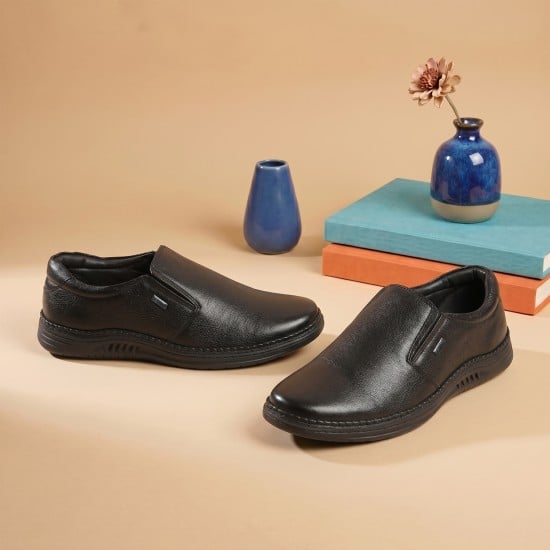 Buy Metro Men Black Formal Moccasin Online | SKU: 19-467-11-40