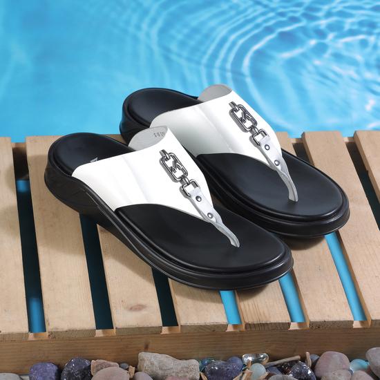 Men White Casual Slippers