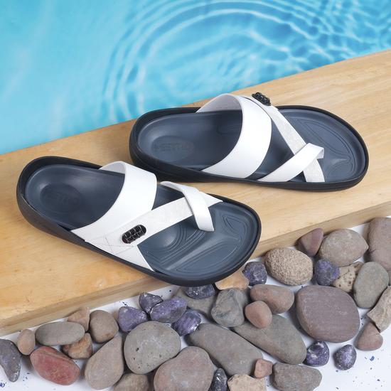 Men White Casual Slippers