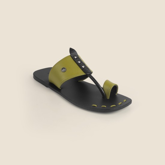 Men Green Ethnic Kolhapuris