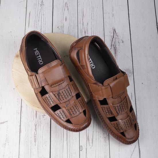 Men Tan Casual Sandals