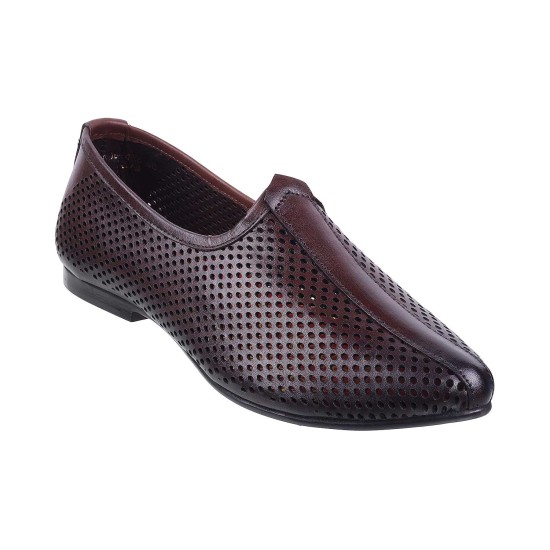 Men Brown Ethnic Jutis