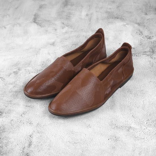 Men Tan Ethnic Jutis