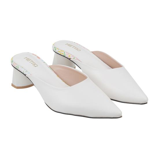 Women Off/White Formal Sandals