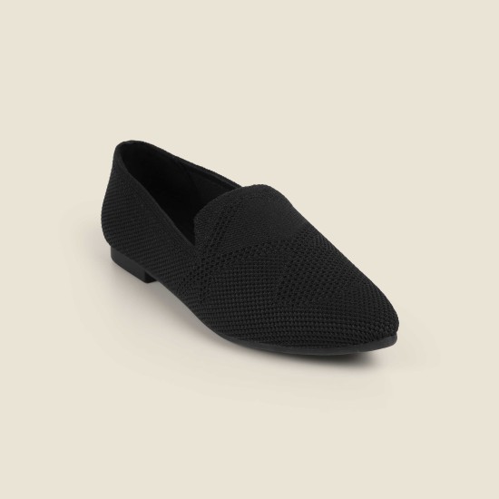 Women Black Ethnic Jutis