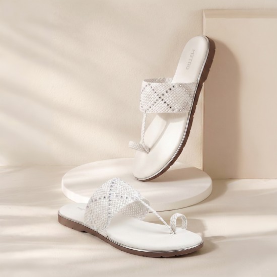 Women White Ethnic Slippers