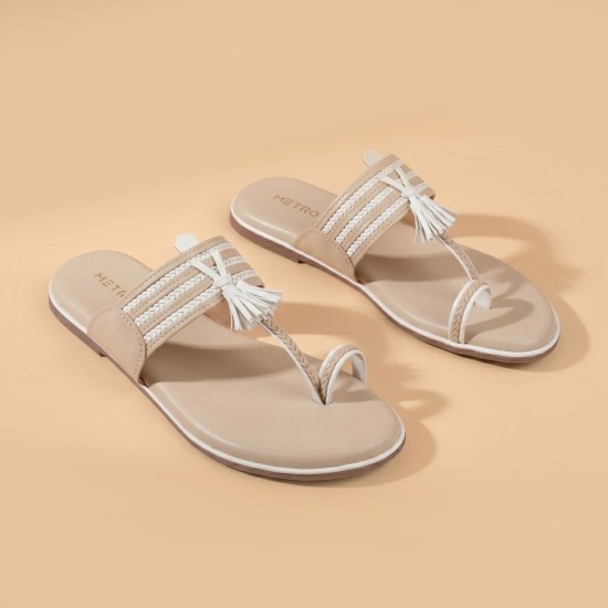 Women Beige Ethnic Kolhapuris