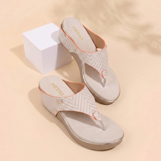Women Beige Casual Slippers