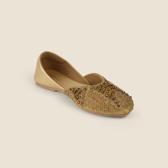 Women Gold Ethnic Jutis