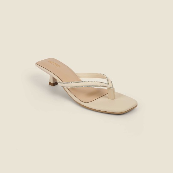 Women Off-white Casual Slip Ons