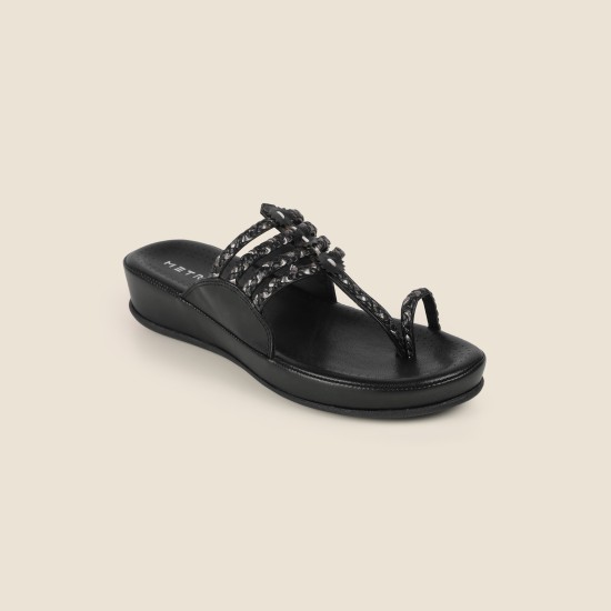Women Black Ethnic Kolhapuris