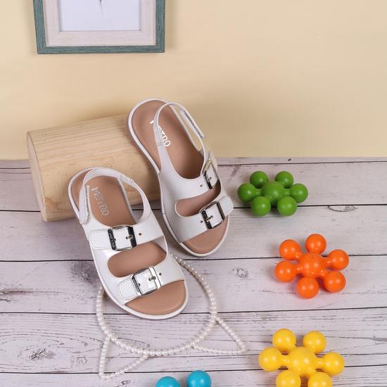 Girls White Casual Sandals