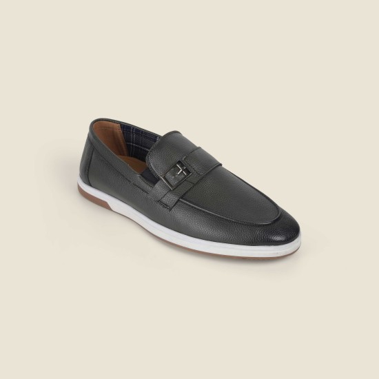 Men Green Casual Loafers